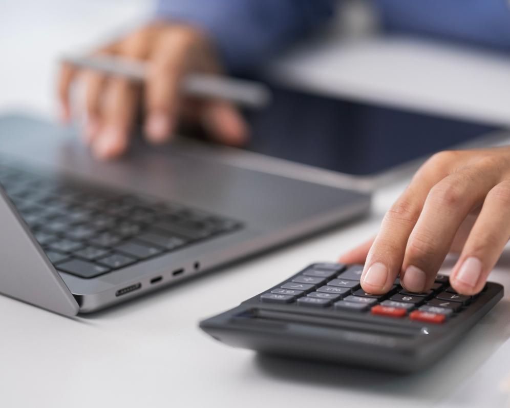 Daňové přiznání online: Využijte květnovou lhůtu a plánujte chytře